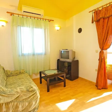 Alma 879 Apartment Porec