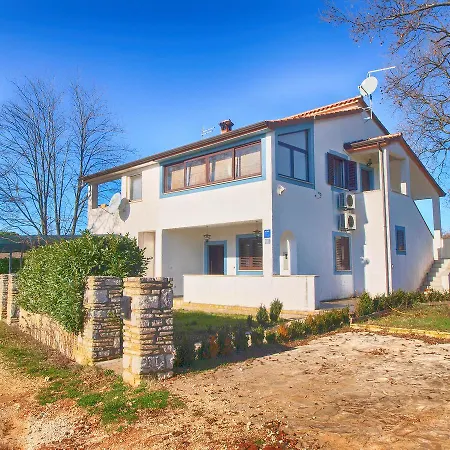 Apartment Alma 879