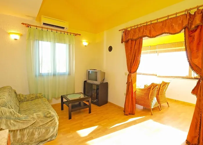 Alma 879 Πόρετς